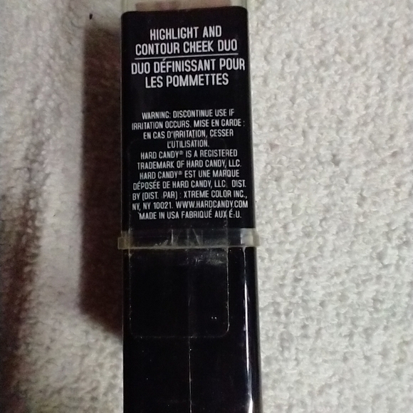 Hard candy highlighter cheek color cheeks and balances highlight and contour 768 - Picture 4 of 6